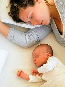 Что нужно знать мамочкам о ночном кормлении малыша?